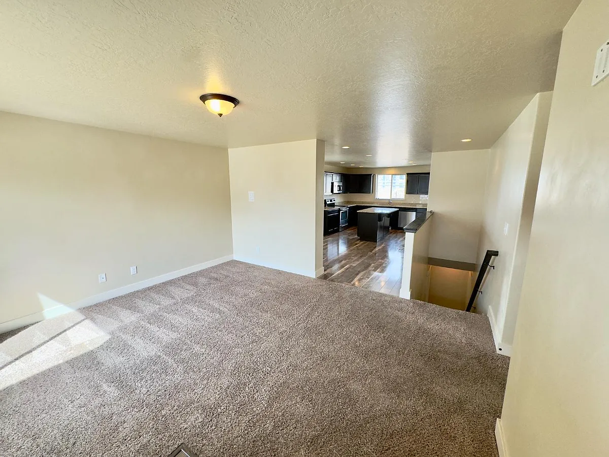 Property Photo - 114 N Rue De Matth