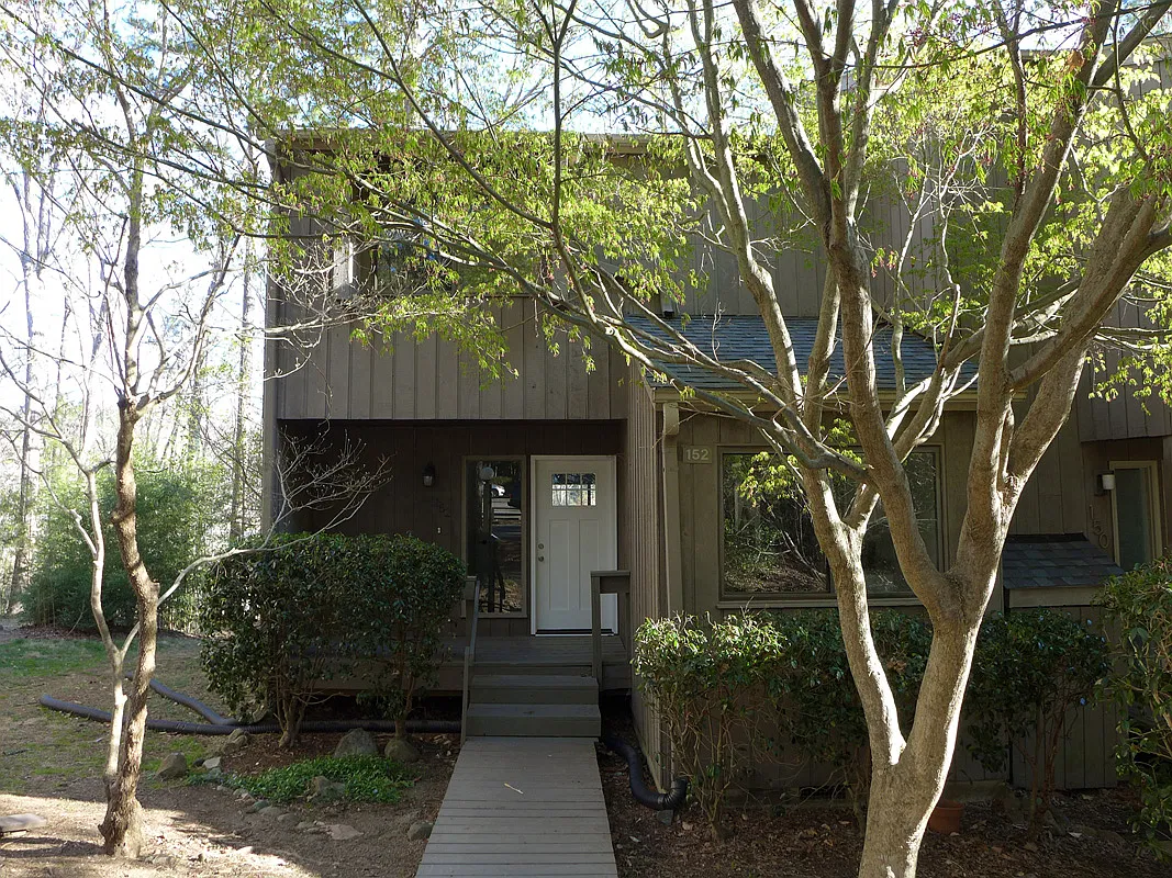 3 bed, 3.5 bath, 2068 sqft, $2,895 — Photo 1