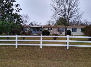 75 Knowles Rd, Ray City, GA 31645