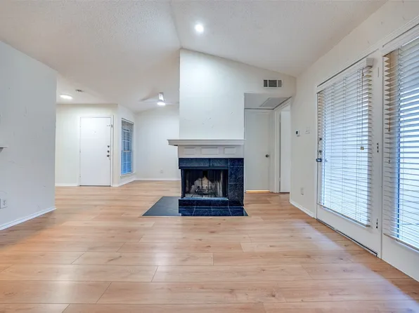 14277 Preston Rd APT 527, Dallas, TX 75254