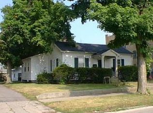 712 Jefferson St, Rochester, IN 46975