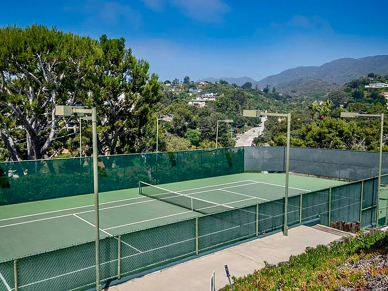 Tennis court