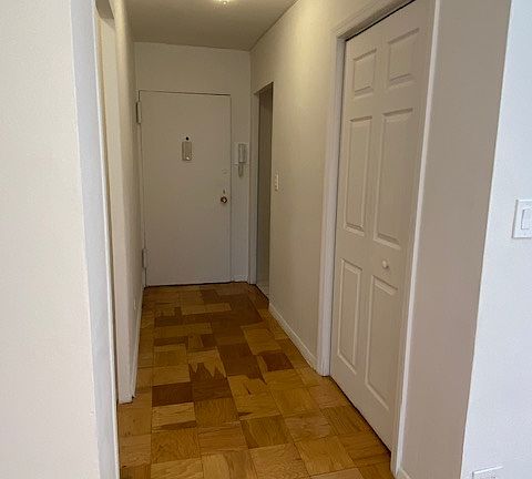 5th image of 300 W 55th St APT 2K