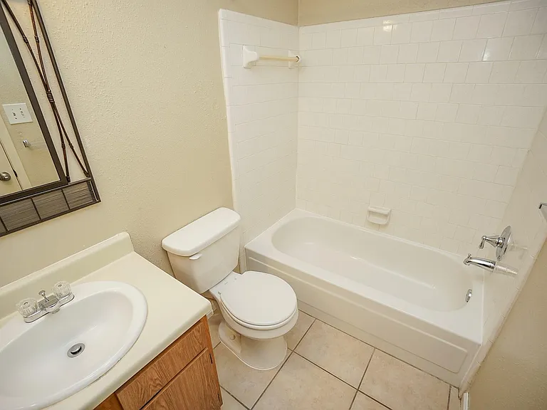 20143 Beechview Ln — Photo 27