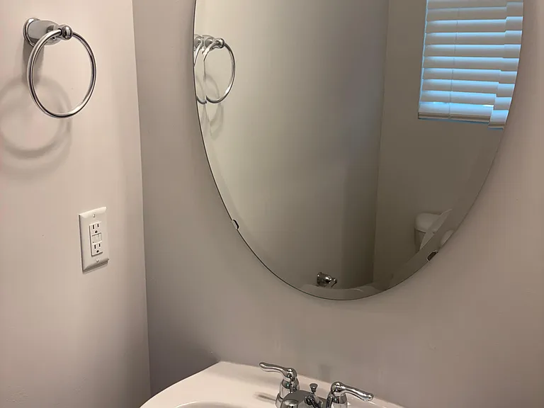 429 Hazy Hills Ln — Photo 3