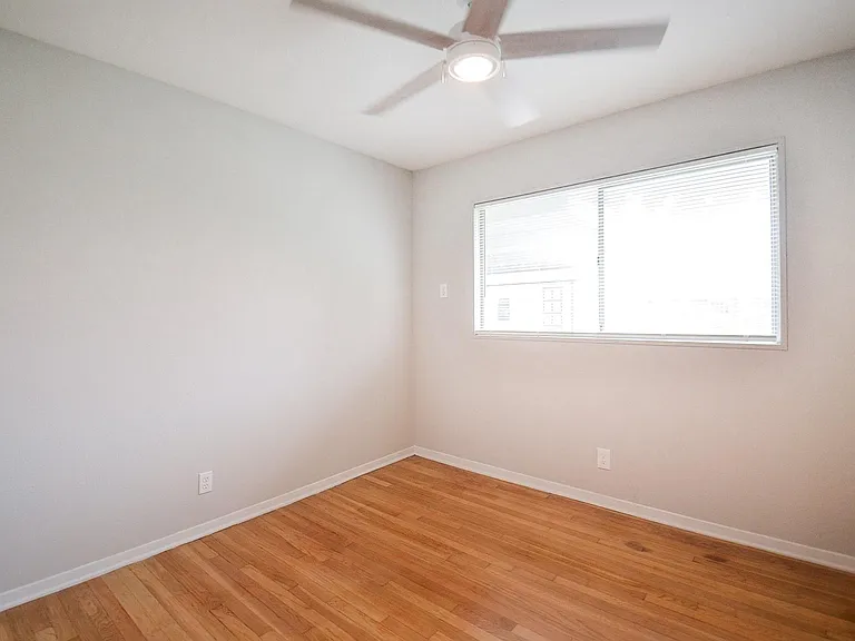 6322 Clemson St — Photo 16