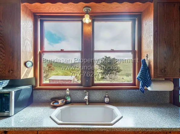 3501 Middle Rd, Petaluma, CA 94952