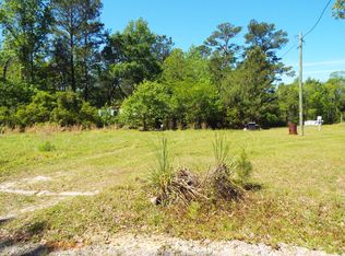 930 Hunt Dr, Huger, SC 29450