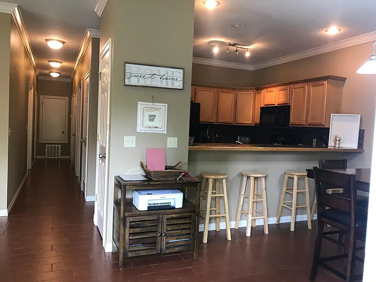 Kitchen w/ Fridge, Oven, Microwave, and Dishwasher