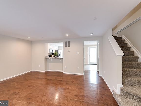 3rd image of 8904 Oxley Forest Ct