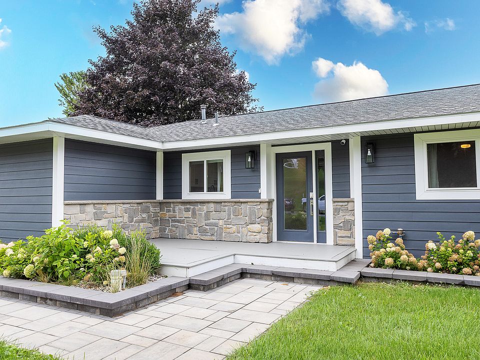1st image of 3363 Scenic Hills Dr