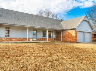 3214 Willow Rock Rd, Norman, OK 73072