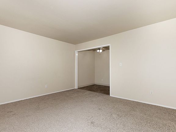 4th image of 184 Callan Ave #206