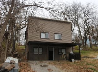 1915 Mable St, Ottumwa, IA 52501