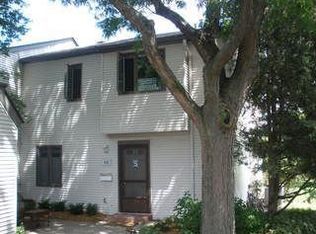 1442 Roxburgh Ave, East Lansing, MI 48823