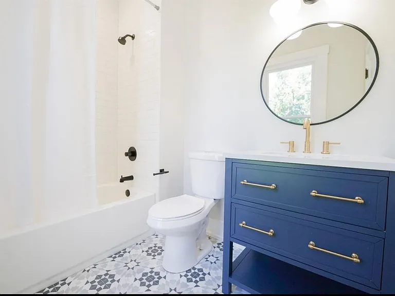 6127 Prentice St — Photo 10
