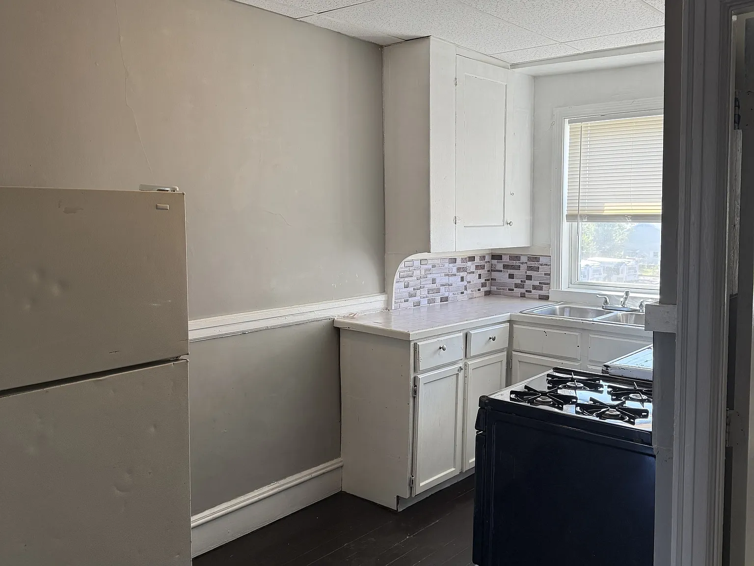 103 Boyden Street 571 Brayton Ave — Photo 1