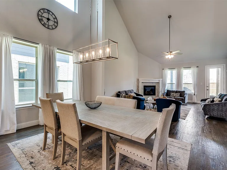333 Foxthorne Way — Photo 10