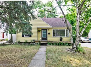 2401 Pleasant Grove Rd, Lansing, MI 48910