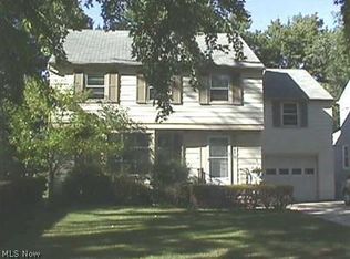 5123 Edenhurst Rd, Cleveland, OH 44124