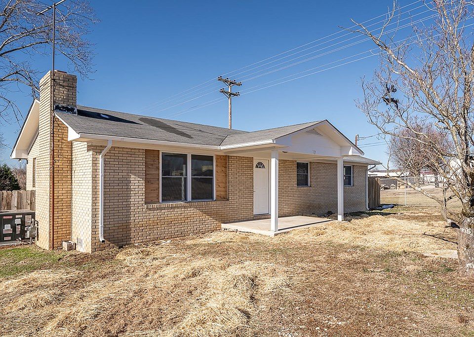 385 N Spring St, Sparta, TN 38583 Zillow