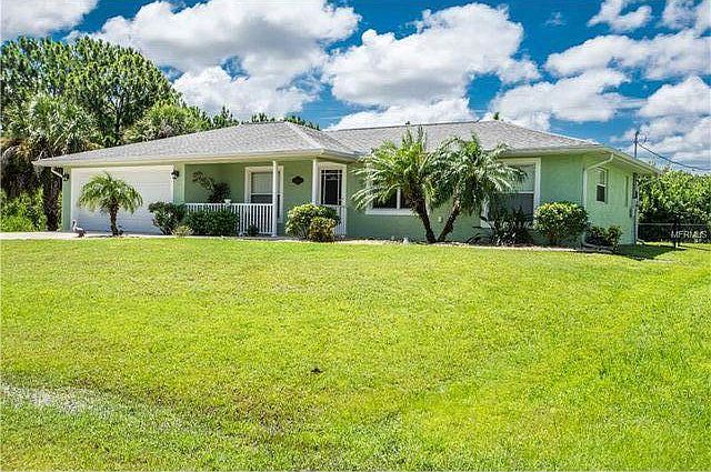 This is the outside of the house,in excellent condition and well kept up by owner. Outside security lights motion sensitive for security. Owner responds immediately to any repairs needed. 10 minutes to the gulf and located where everything is accessible.