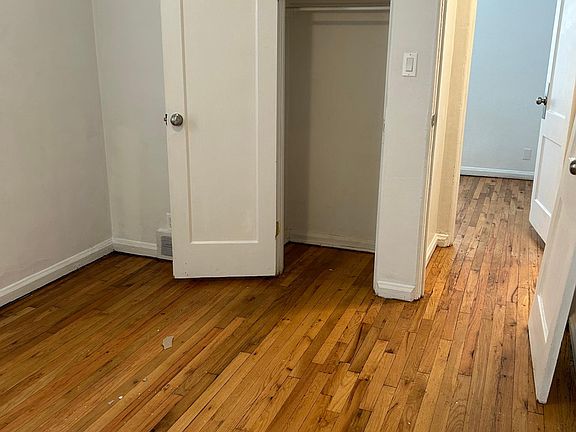 1st bedroom closet