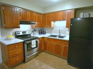 2909 Pine Ave, Erie, PA 16504