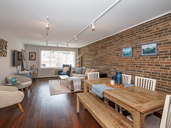 4th image of 644 W Arlington Pl APT 2H