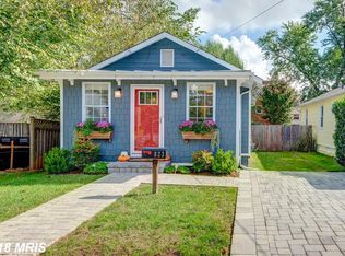 823 N Barton St, Arlington, VA 22201