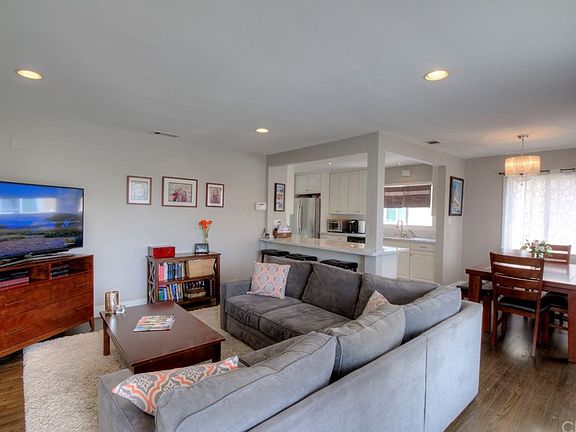 4th image of 4726 Coldbrook Ave