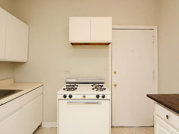 2nd image of 6245 W Barry Ave #3W