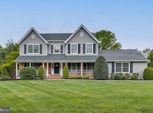 7 Hamton Ct E, Robbinsville, NJ 08691