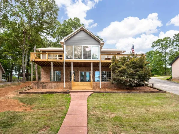 5022 Forest Dr, Pell City, AL 35128