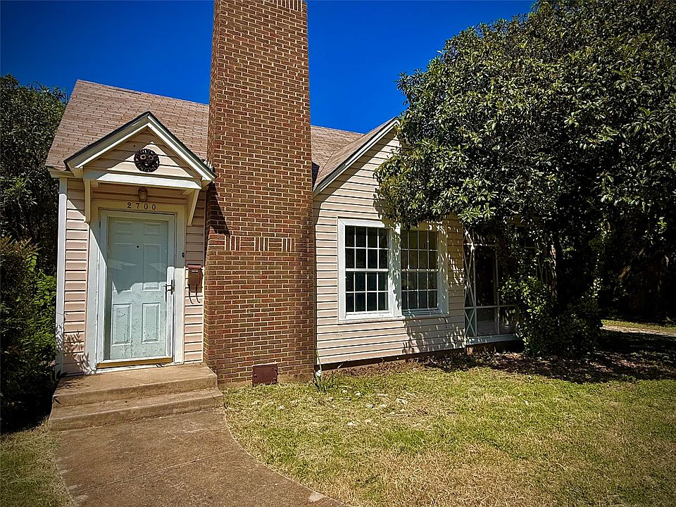 1st image of 2700 Elizabeth Dr