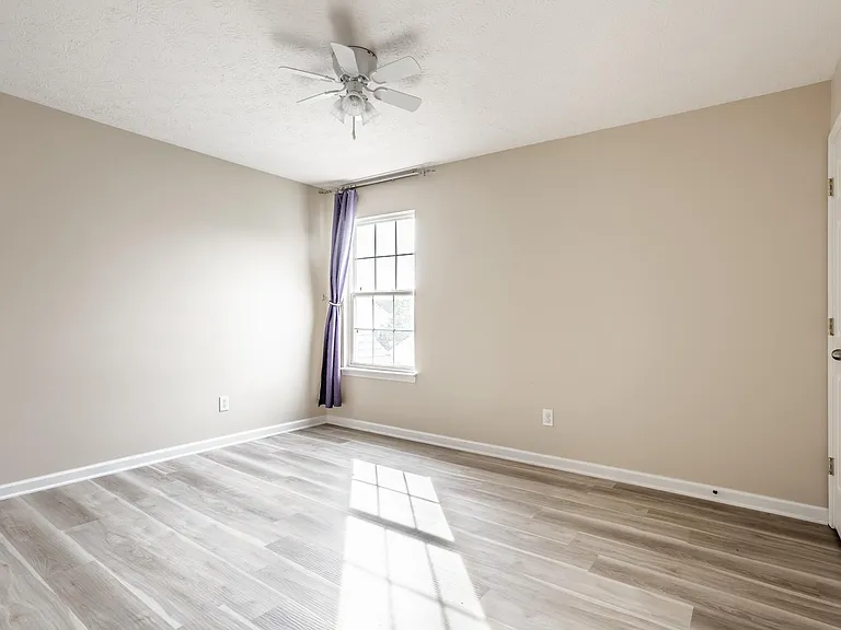 6765 Woodcliff Cir — Photo 20