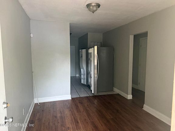 4th image of 1590 W 28TH Street