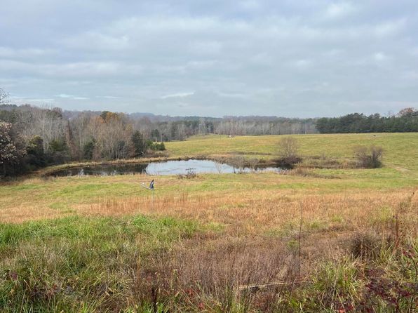 10723 Falling Creek Rd, Huddleston, VA 24104