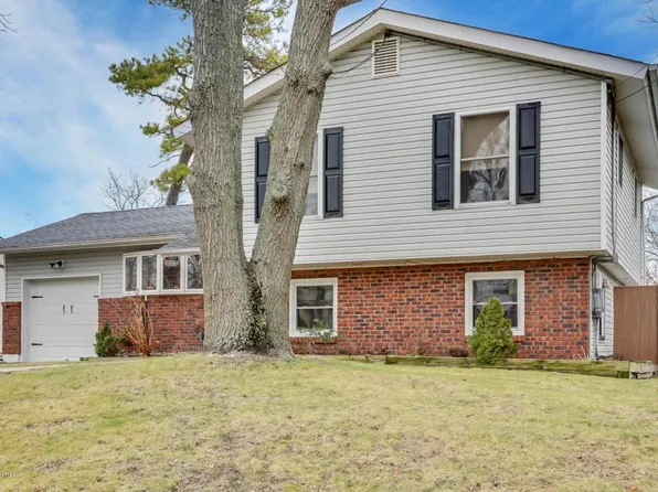 815 Girard Rd, Toms River, NJ 08753