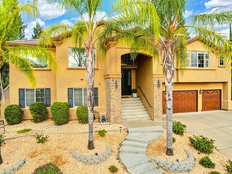 1676 Stronsay Ct — Photo 4