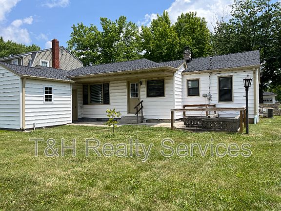 5th image of 238 N Mill St