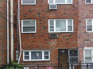 5825 79th Ave, Glendale, NY 11385