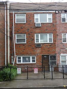 5825 79th Ave, Glendale, NY, 11385