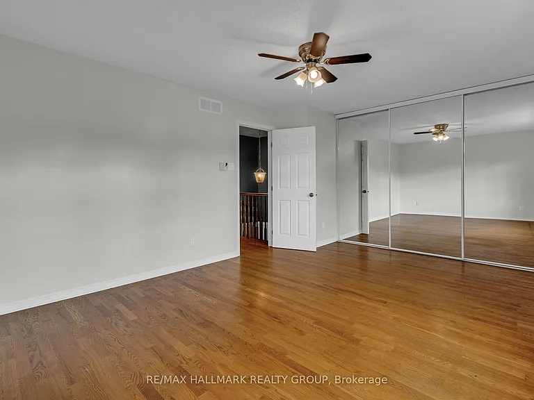 146 College Cir — Photo 23