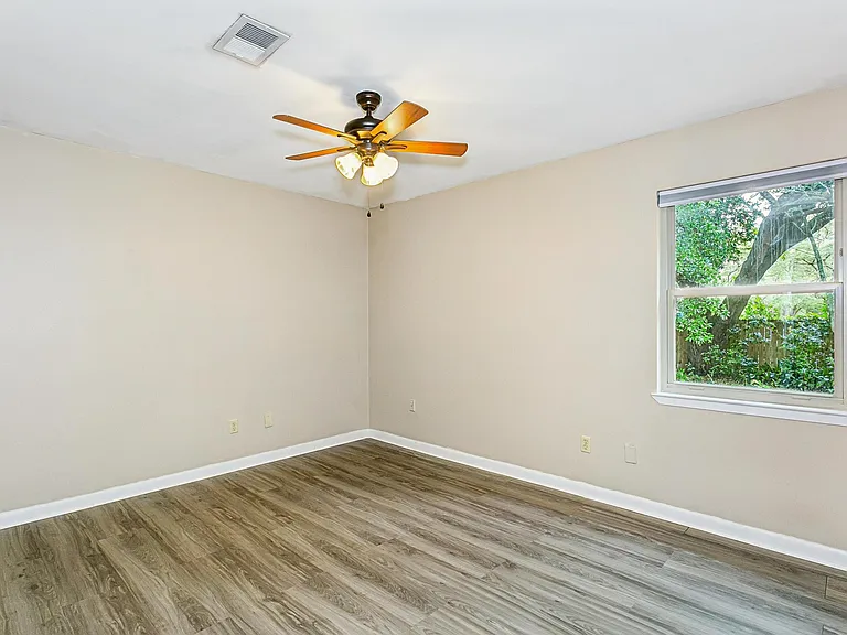 4572 Kelly Ln — Photo 17