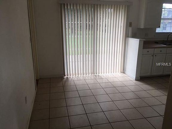 3rd image of 510 N Perry Ave