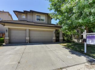 8795 White Peacock Way, Elk Grove, CA 95624
