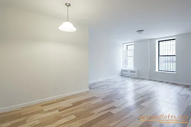 Rented by aptsandlofts.com
