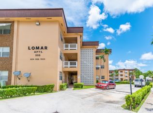 555 S Luna Ct, Hollywood, FL 33021
