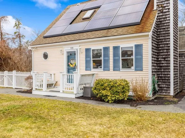 48 Henry Dr, Plymouth, MA 02360